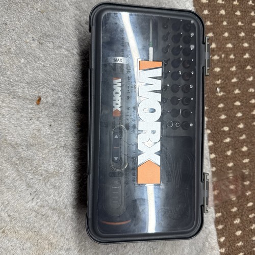 WORX WX242 Electric Screwdriver with 30 Bit Set - Picture 3 of 7