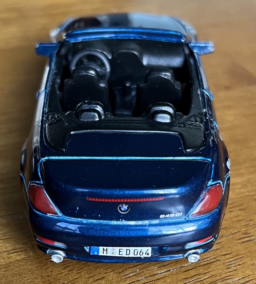 Bburago BMW 6-Series 645 CI Convertible 1:43 Blue Diecast Car