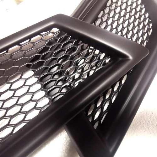 PARRILLA DE MALLA DELANTERA NEGRA PARA MITSUBISHI TRITON L200 ML WARRIOR 2005-08 - Imagen 2 de 7
