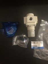 SMC Modular SRL Regulator w/ Gauge and Mounting Bracket Part # AR25K-N02BG-Z-B