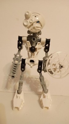 LEGO BIONICLE: Kopaka (8536) - No sword, instructions, or canister