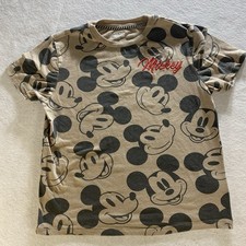 Disney Mickey Mouse T-Shirt Unisex Medium Tan All Over Print Graphic Tee
