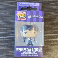 Funko Pocket Pop! Miércoles - Miércoles Addams (abrigo negro) Figura Vinilo Llavero