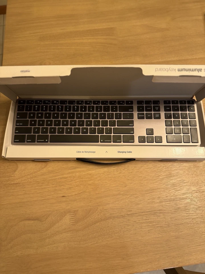 Matias Wireless Aluminum Keyboard Without Charge Cord - Image 3 of 4