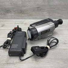 Sony Handycam CCD-TR3100E Hi8 Video 8 Video Camera with Charger Power Adapter