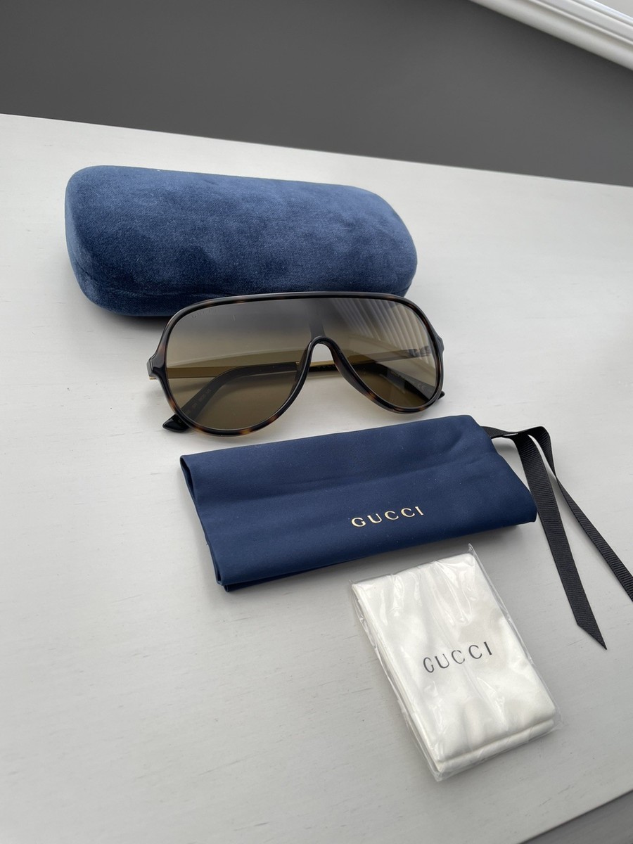 GUCCI Tortoise Havana & Gold Tone Shield Sunglasses - Made  display picture 1