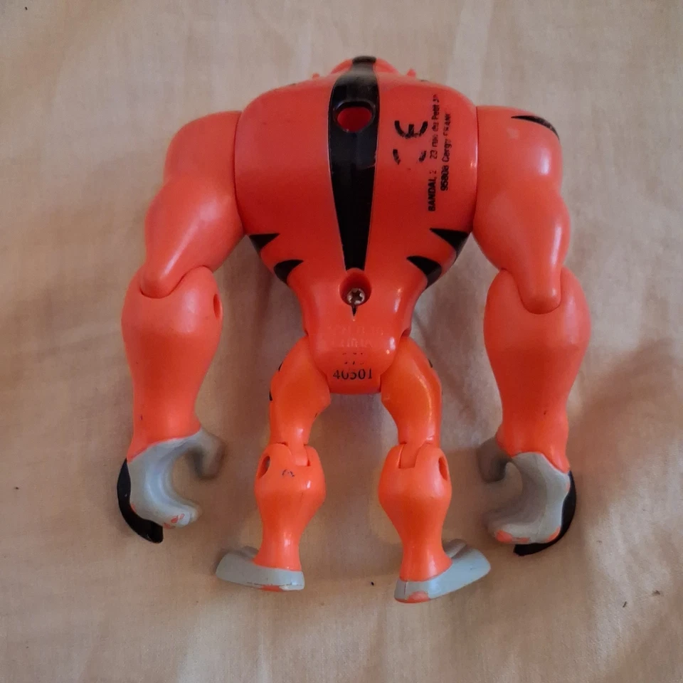 Figurine Ben 10 Rath arms action - Photo 2/2