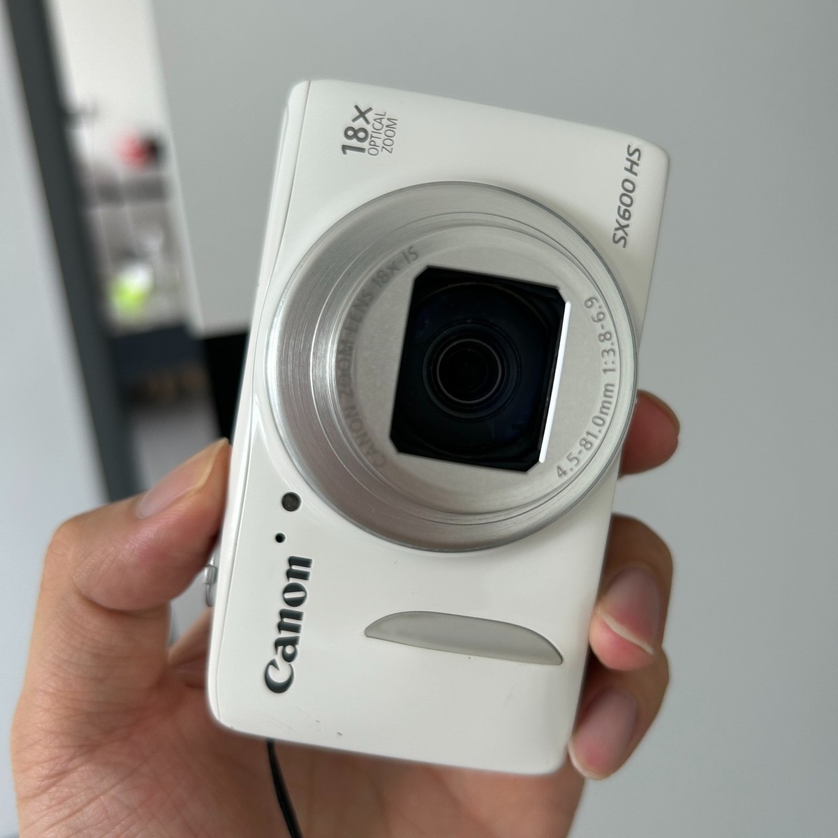 Canon SX600 HS White – 25-450mm All-in-One Lens, 3