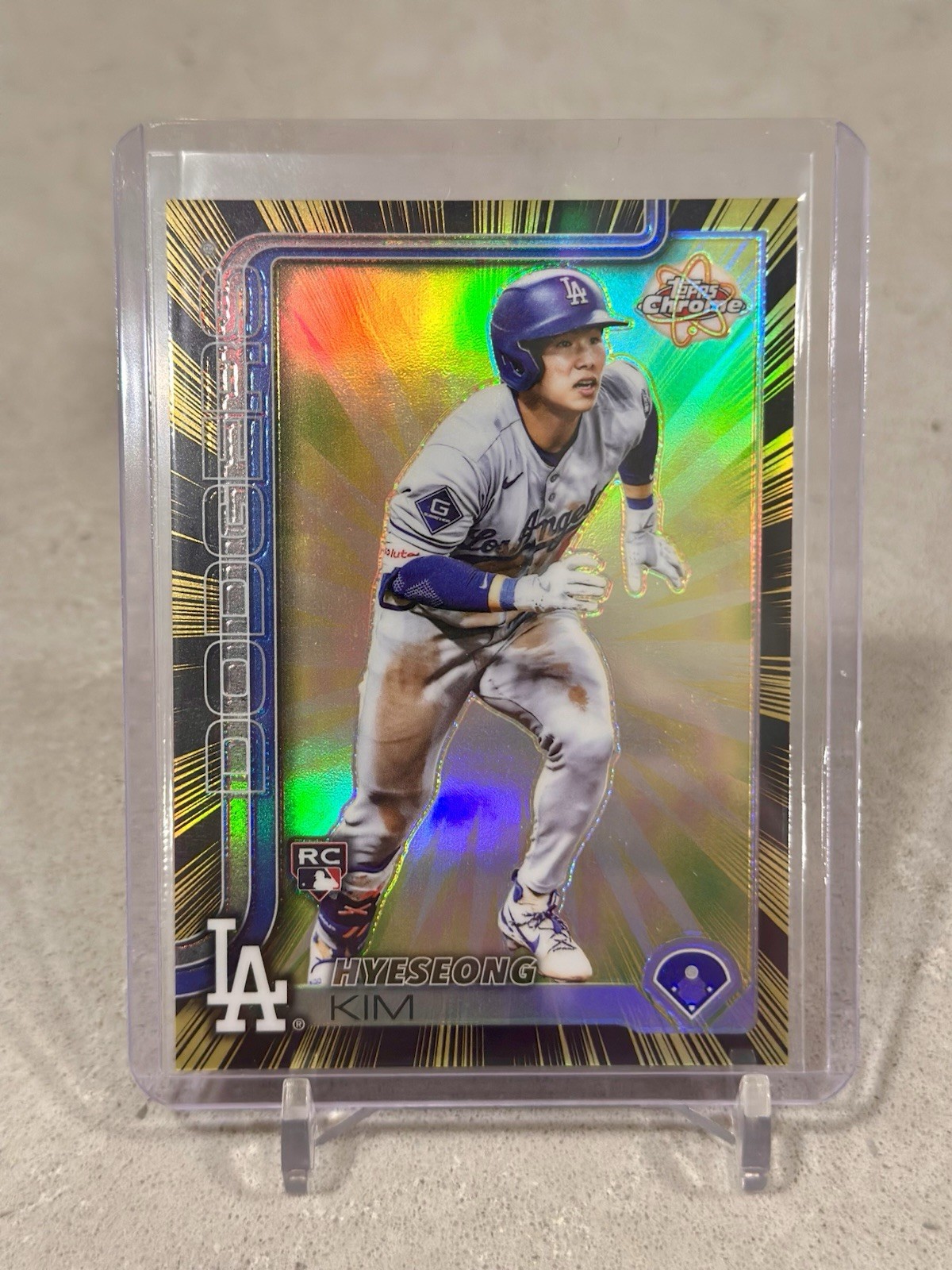 2025 Topps Chrome Update Hyeseong Kim Radiating Rookies