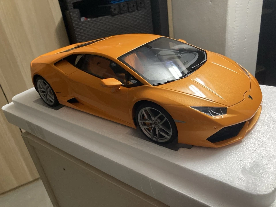 autoart 1:12 Lamborghini Huracan  - Immagine 3 di 4