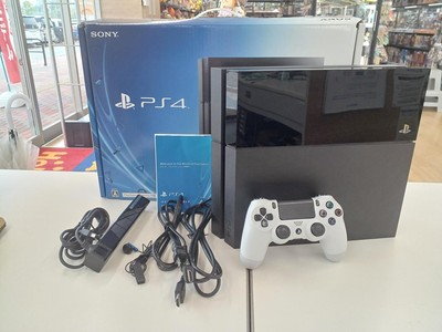 Sony PlayStation 4 PS4 CUH-1000A Original Model Console Gaming 