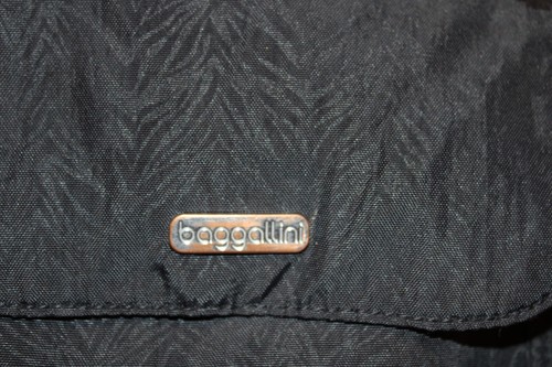 Baggallini Town Umhängetasche verstellbarer Riemen schwarz mit blauem Futter mehrere Taschen - Bild 3 von 12