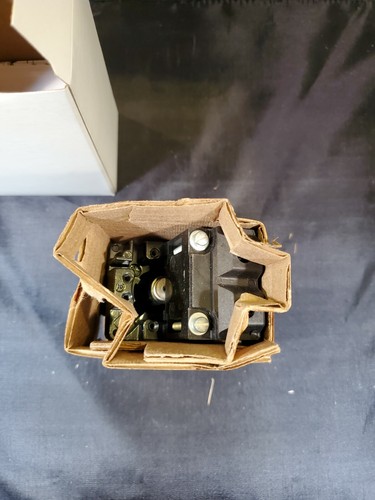Siemens Pilot Light 24V AC/DC Green LED 52BL4D3XB - Picture 3 of 4