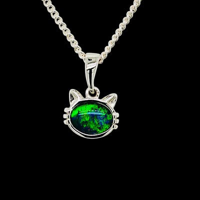 Sterling Silver Australian Triplet Opal Set into Cat Head Shaped Pendant 1.2g
