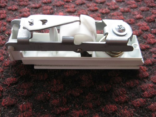 Indesit IDCA735UK Kondenstrockner Türverschluss/-schloss