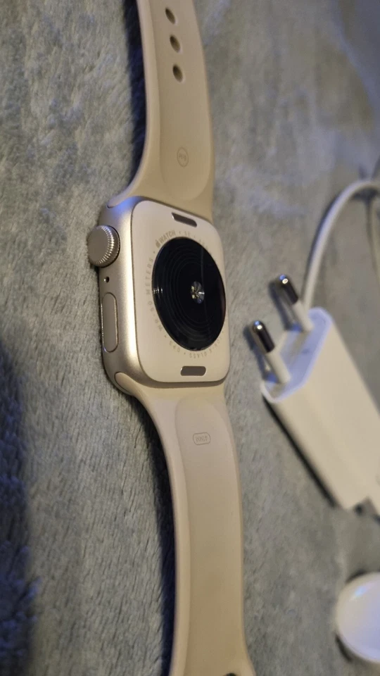 Apple Watch SE 40mm Aluminiumgehäusemit  (GPS)..., Foto 3 von 5