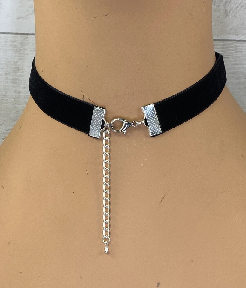 black velvet choker necklace Jet Black Teardrop pendant goth punk Novelty Party - Image 3 of 3