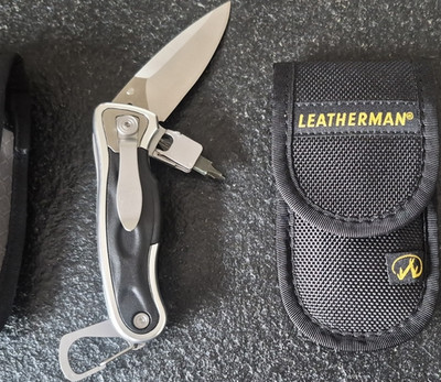 Leatherman Multitool Edelstahl, Messer, Schraubendreher, Messerscheide, Schwarz 