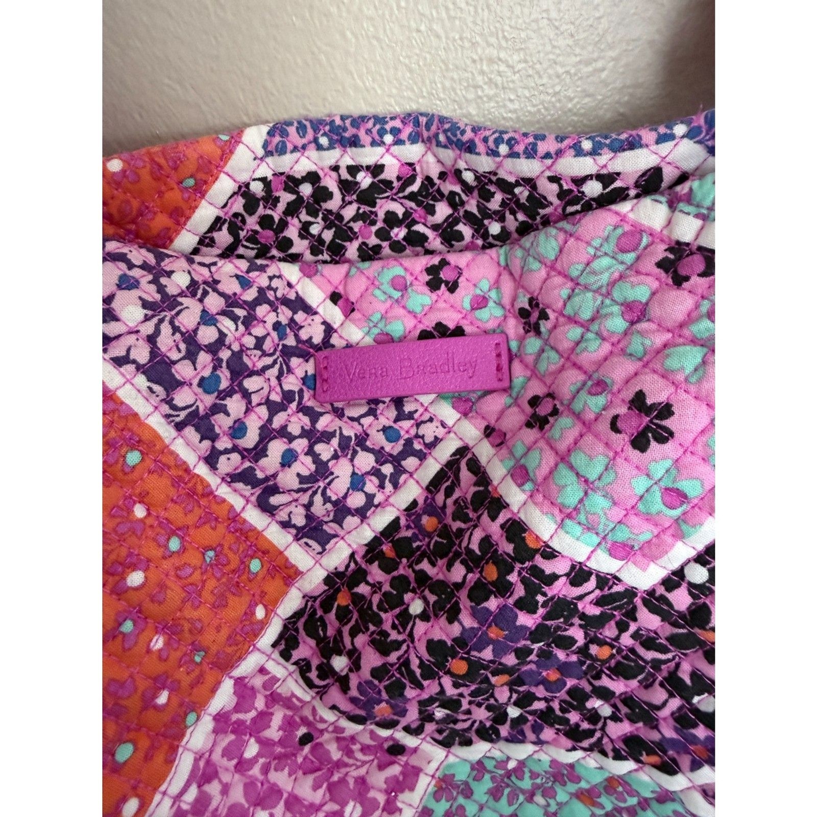Vera Bradley "Retired" Multi-Pattern Patchwork To… - image 4