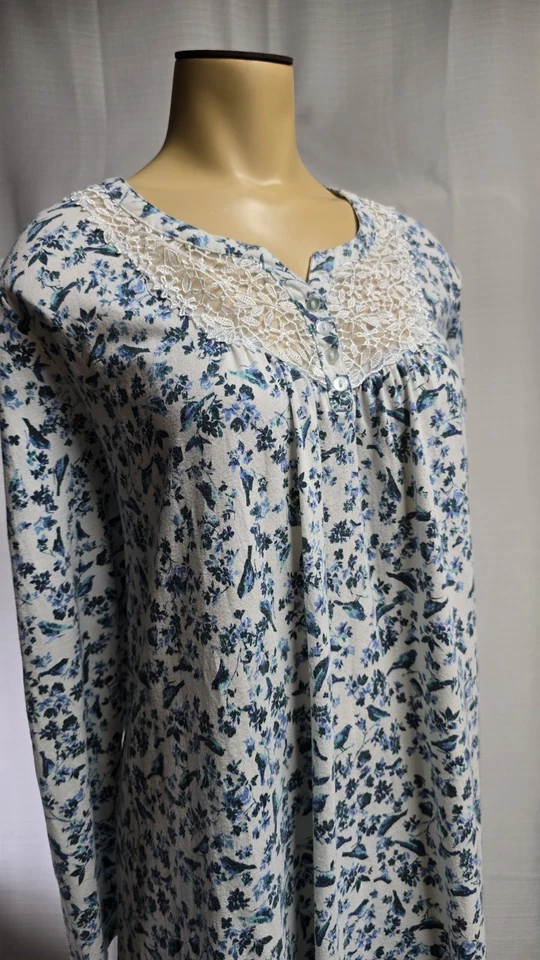 Camisola feminina vintage Adonna branca azul floral tamanho XL macia longa roupa de dormir - Imagem 4 de 4