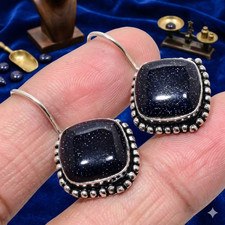 Orecchino gioiello fatto a mano pietra del sole blu 1,30"