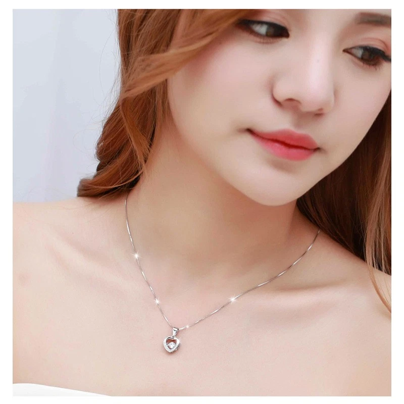 Collana Cuore in Argento con Cristallo Brillante – Ciondolo Elegante Zirconi, Id - Immagine 2 di 4