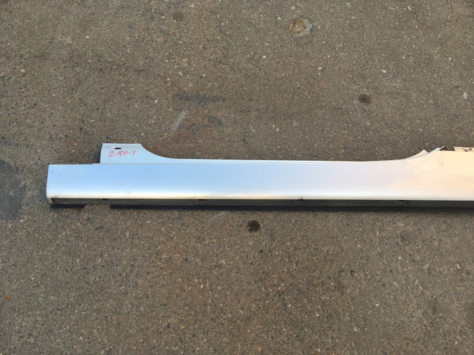 2004-2011 Bentley Continental GT GTC left rocker panel OEM