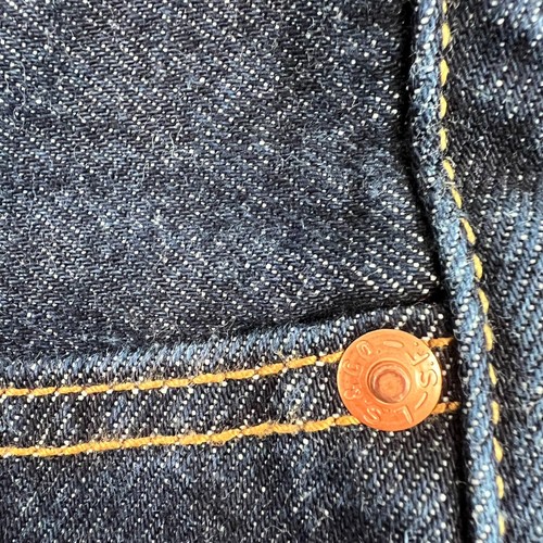Levi's Premium Women 501 Original Fit High Rise Button Fly Jeans Blue NWT - Picture 2 of 13