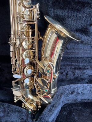 Elkhart Eb アルトサックス s-l400.jpg