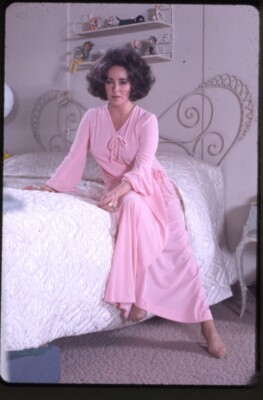 elizabeth taylor pink dress Rate the Dress: Elizabeth Taylor does Civil War in Raintree County