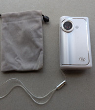 AS IS FOR PARTS OR REPAIR Flip Video Camera F160W White Prop