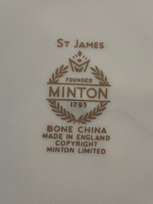 Minton St. James Bone China England 96 piece 22K Gold and Baltic