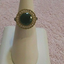 Sterling Silver .925 Oval Faceted Green Gemstone Ring With Zircons Size 6.5