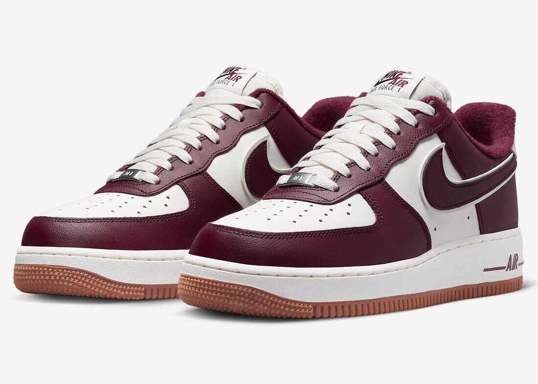 [DQ7659-102] Mens Nike Air Force 1 Low 'College Pack Night Maroon