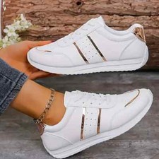 sneakers chaussure basket femme blanc or doré brillante tendance mode  style été