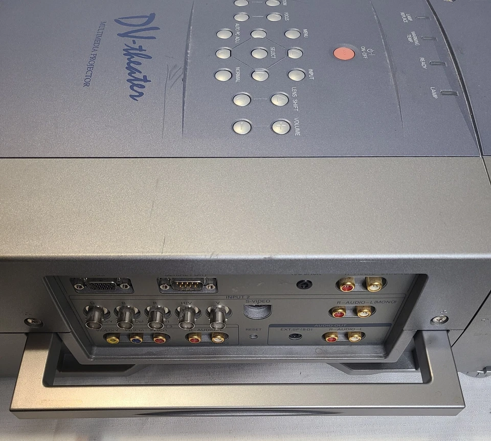 Vintage Sanyo PLV-60HT Multimedia Projector Working - Retired Great Condition  - Image 2 of 4