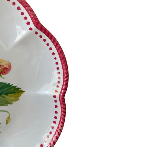 Summer Strawberry Melamine Dinner Plates 11in Set of 4 Scalloped Edge NEW - Afbeelding 6 van 12