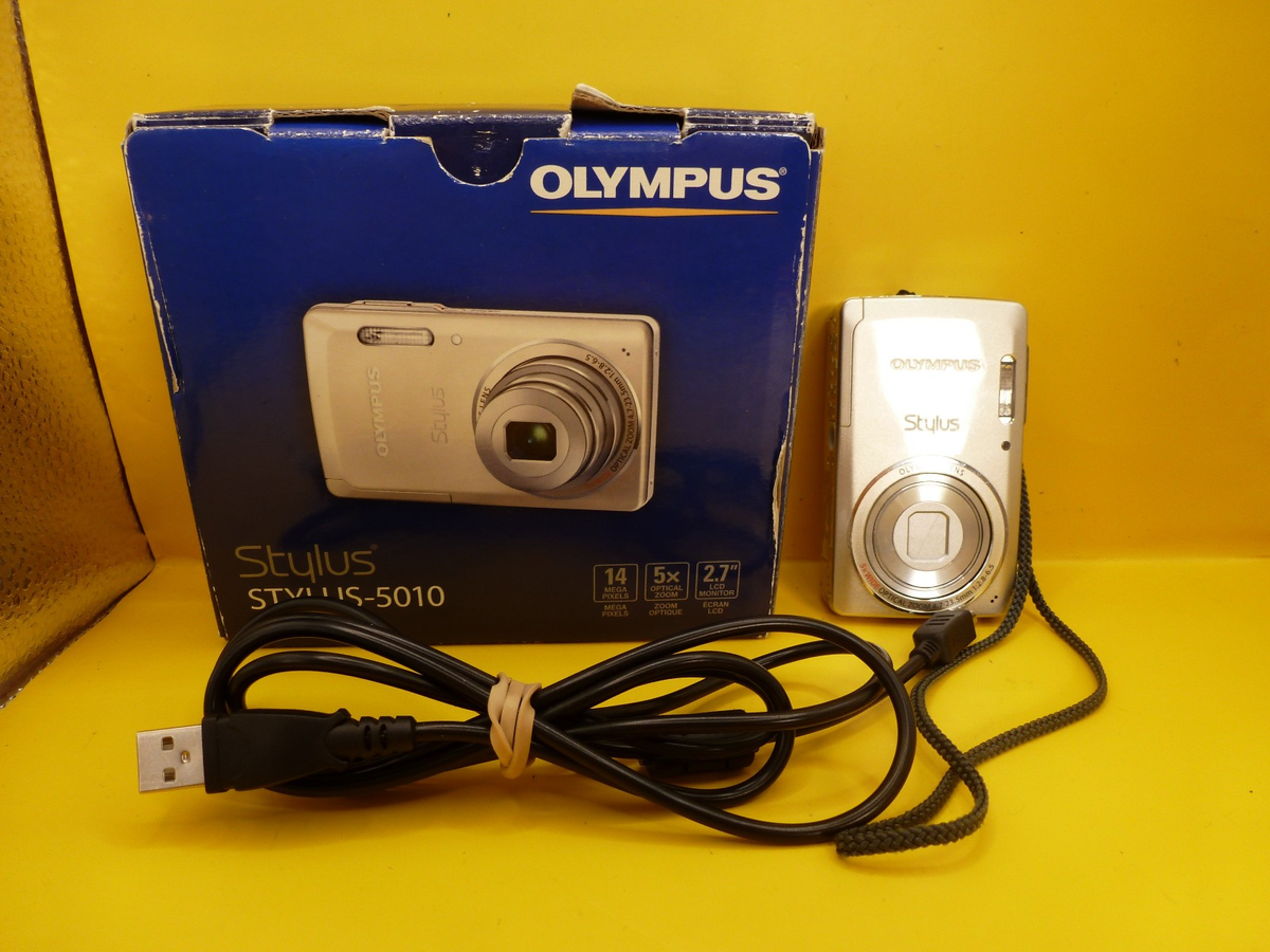Olympus Stylus-5010 Digital Camera 14 MP w/Battery/Charging Cable