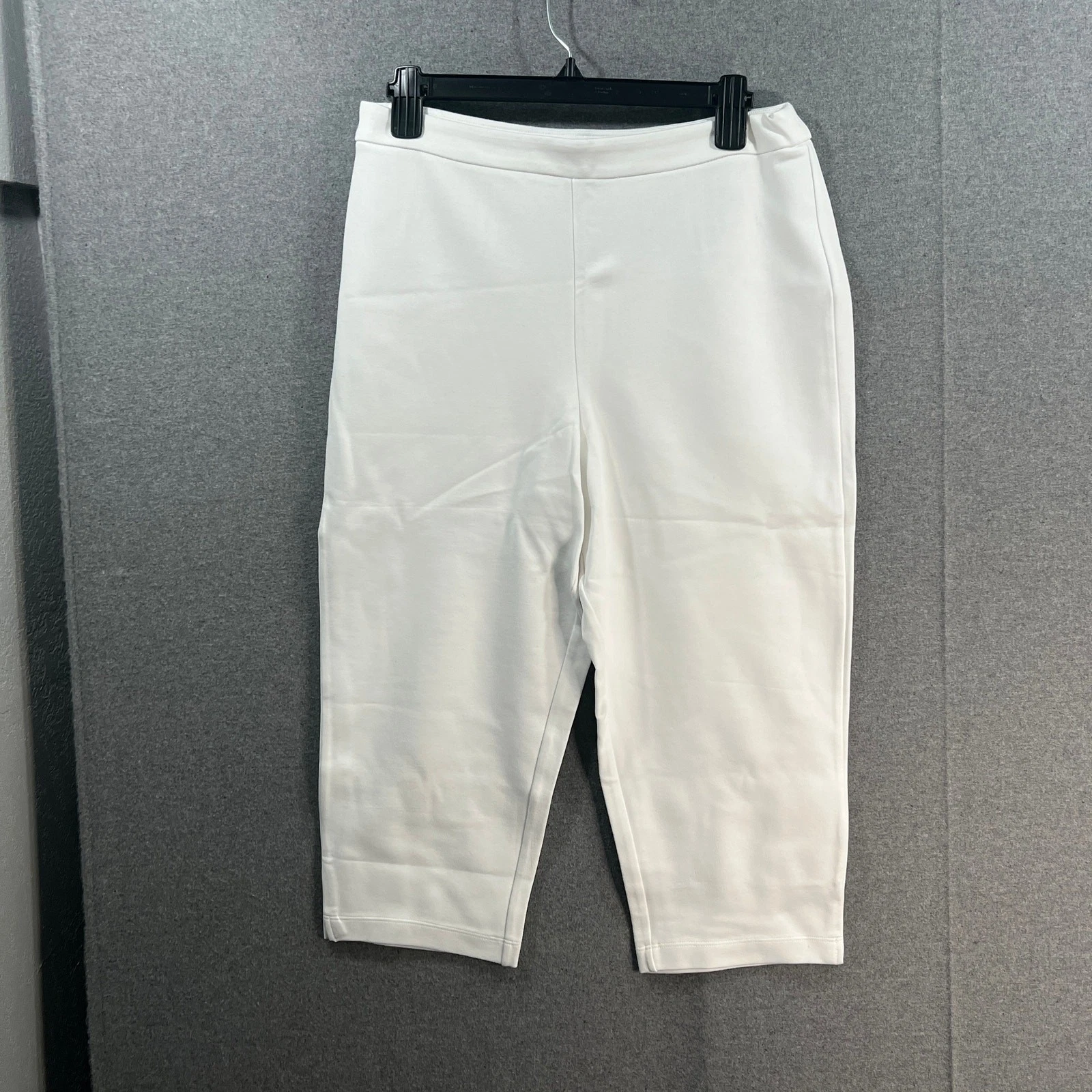 Joan Rivers Petite Signature Knit Capri Pants White Petite Medium