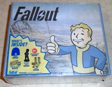 Fallout Culturefly Collector's Crate 2018 Exclusive Items! Beanie, Socks, Cards