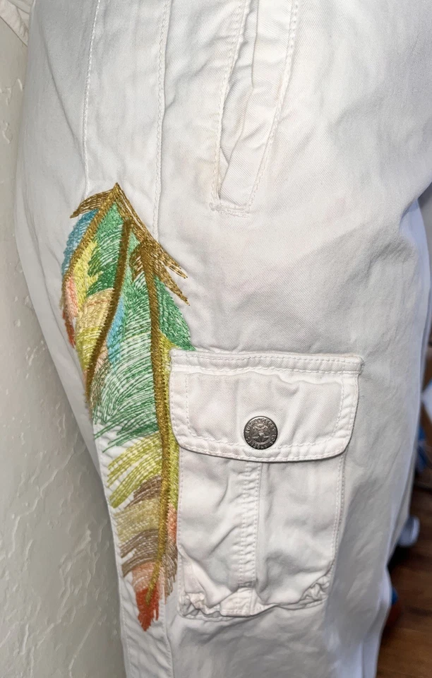 Pantalones cargo Johnny Was JWLA recortados bordados THUNDERBIRD FEATHER blancos talla XL Foto 3 de 4