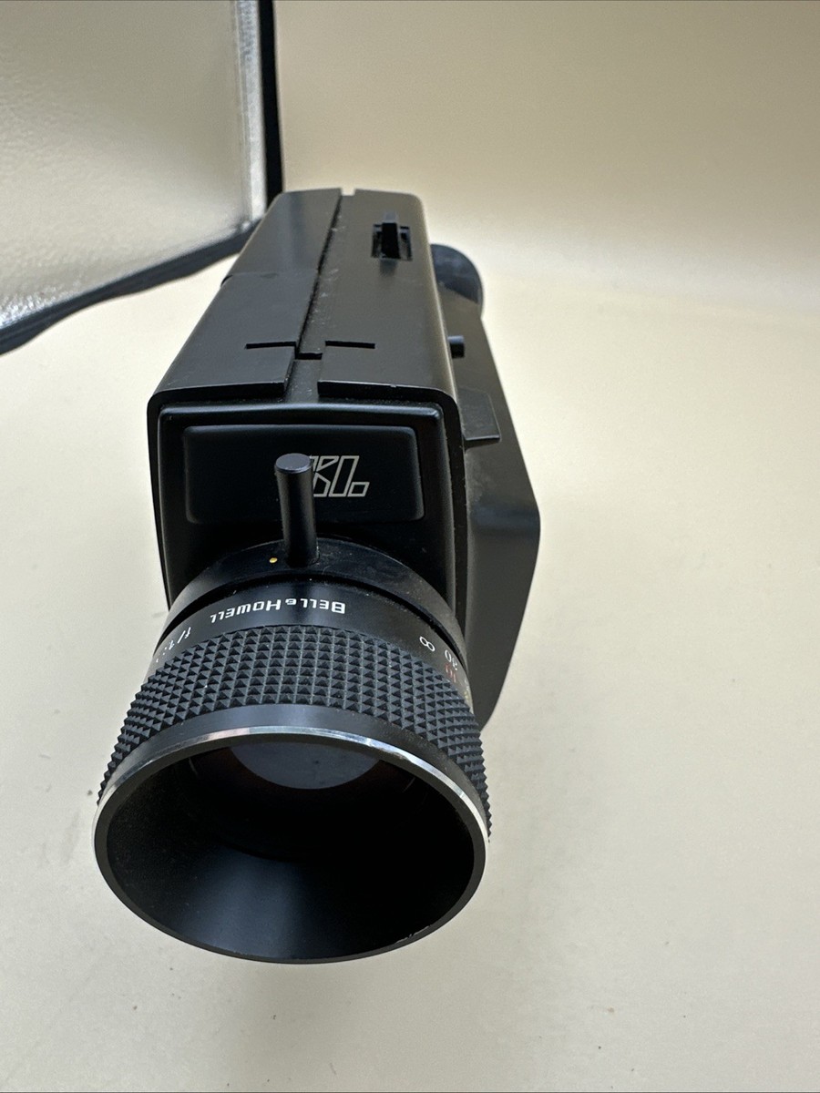 N32- Super 8 Camera Bell Howell Microstar Z Movie Camera Untested