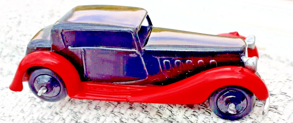 1:43 Dinky 36c Humber Vogue 1940's Code3 Black over Red Beautiful Condition - Image 2 of 4