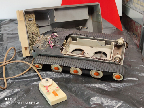 VINTAGE SPACE BASE TOY 70s EXPLORER MOON ROVER BATT. OPERATED USSR CCCP RUSSIA - Picture 5 of 12