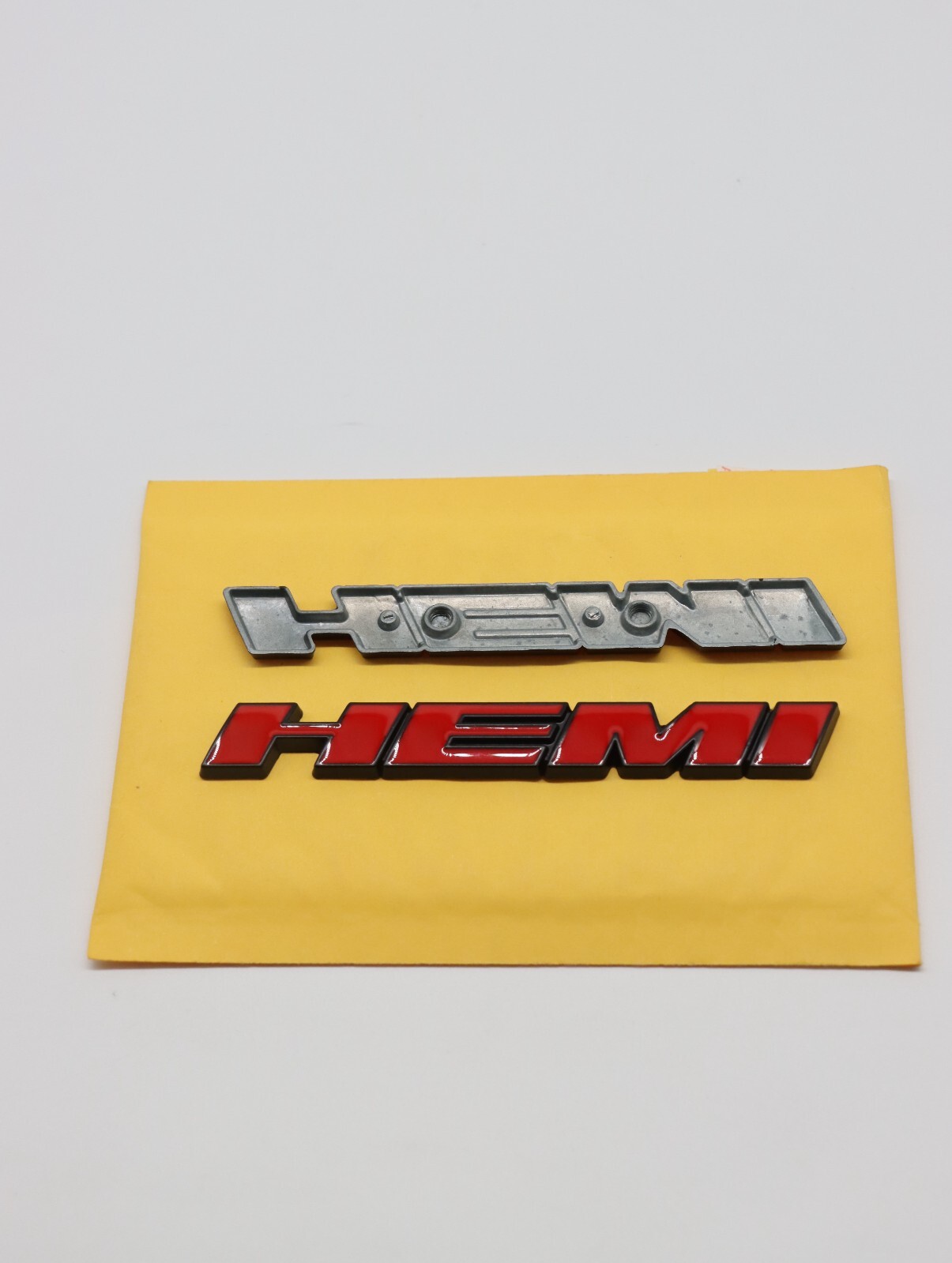 For Charger Challenger HEMI Fender Badges R/T Symbol Nameplate-Black Red