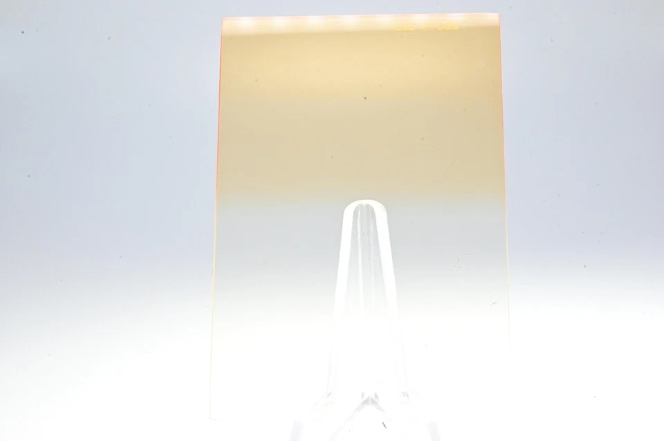 Lee Filters Coral Grad Filter #G946 - Image 2 of 4