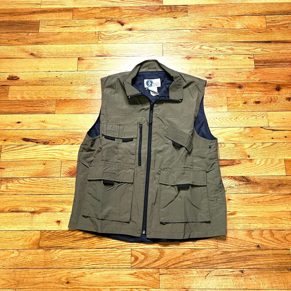 VTG Boys Arizona Outdoor Travel Vest Army Green Size XL 18/20 Water Resistant - Image 2 of 4