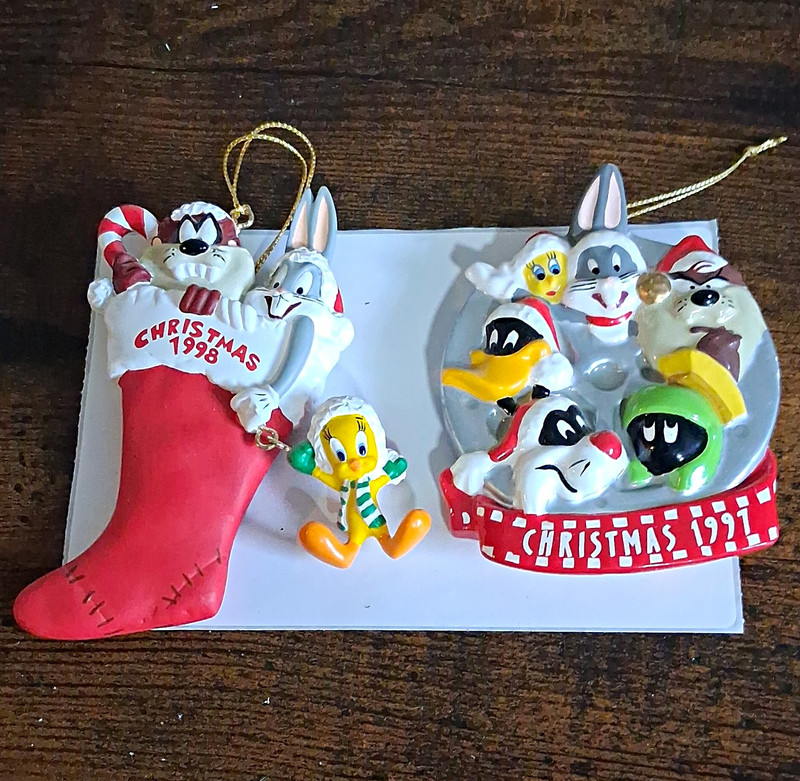 Warner Bros. Studio Store Looney Tunes Annual Hanging Ornaments 1997-1998 Lot 2