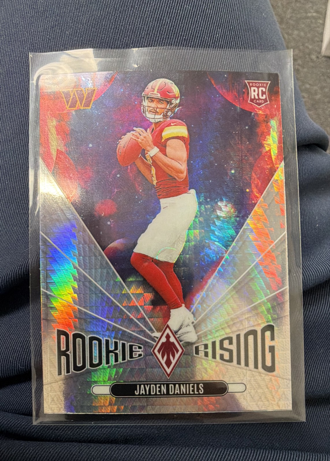 2024 Panini Phoenix - Rookie Rising Jayden Daniels #RR-JDS Hyper (RC)