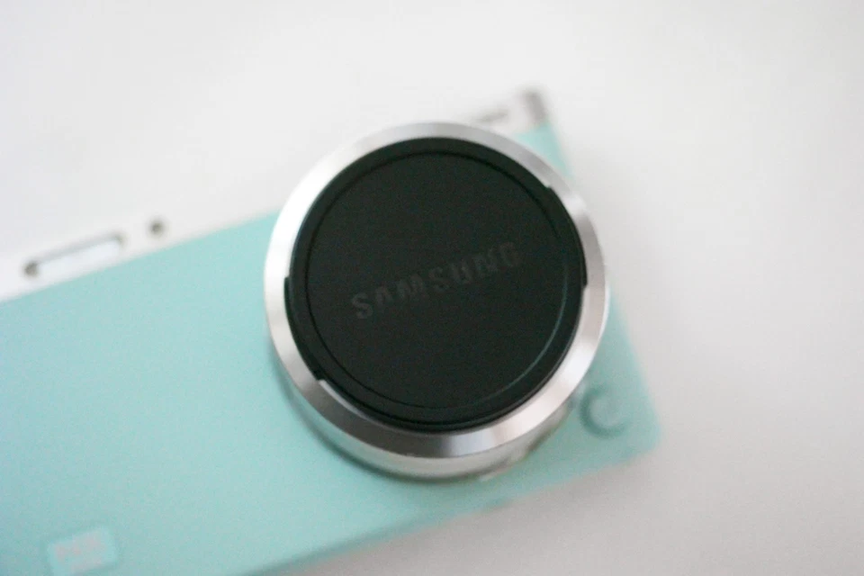 Samsung NX mini fotocamera con obiettivo NX-M 9-27 mm F3.5-5.6 ED OIS - Immagine 4 di 4